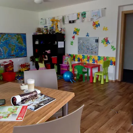 Hotel apartamentowy Poule Bohutín (středočeský)